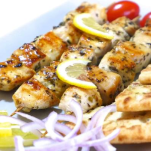 CHICKEN SOUVLAKI DINNER