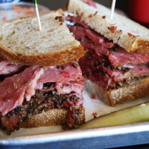 MONTREAL SMOKED MEAT ON RYE